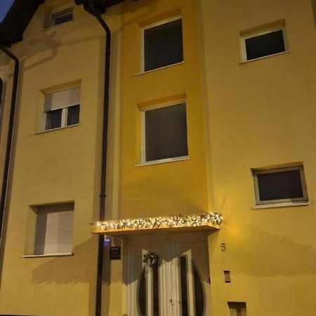 Apartment Lily Near Zagreb Airport 벨리카 고리차 외부 사진