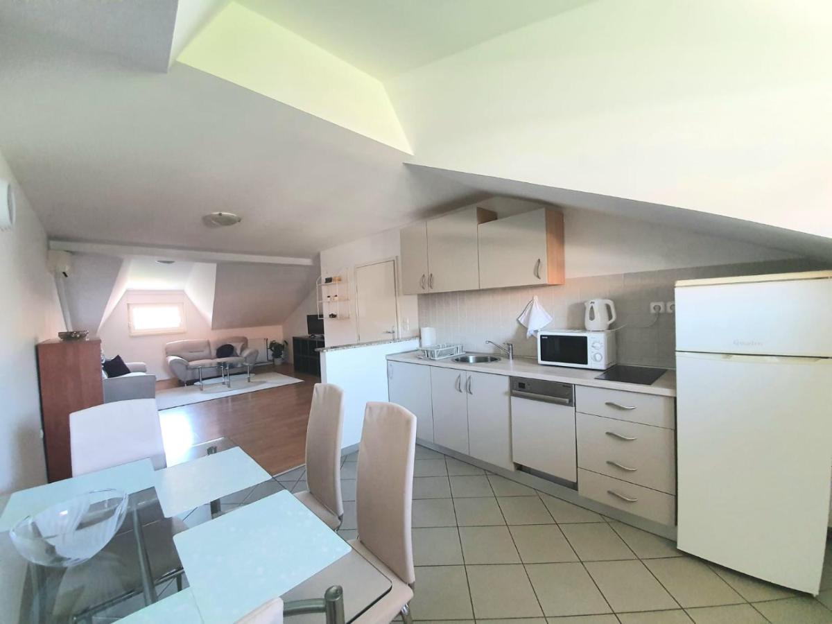 Apartment Lily Near Zagreb Airport 벨리카 고리차 외부 사진